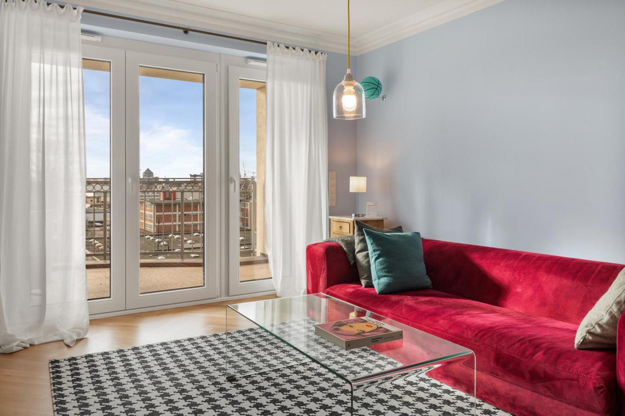 Cls Zentrale City-Wohnung In Hamburg Mit E-Laden Und Tiefgarage, Grosser Balkon, Blick Ueber Hamburg, Parkplatz, Cafe Im Haus, Bushaltestelle Direkt Gegenueber, Flex Check In Dış mekan fotoğraf