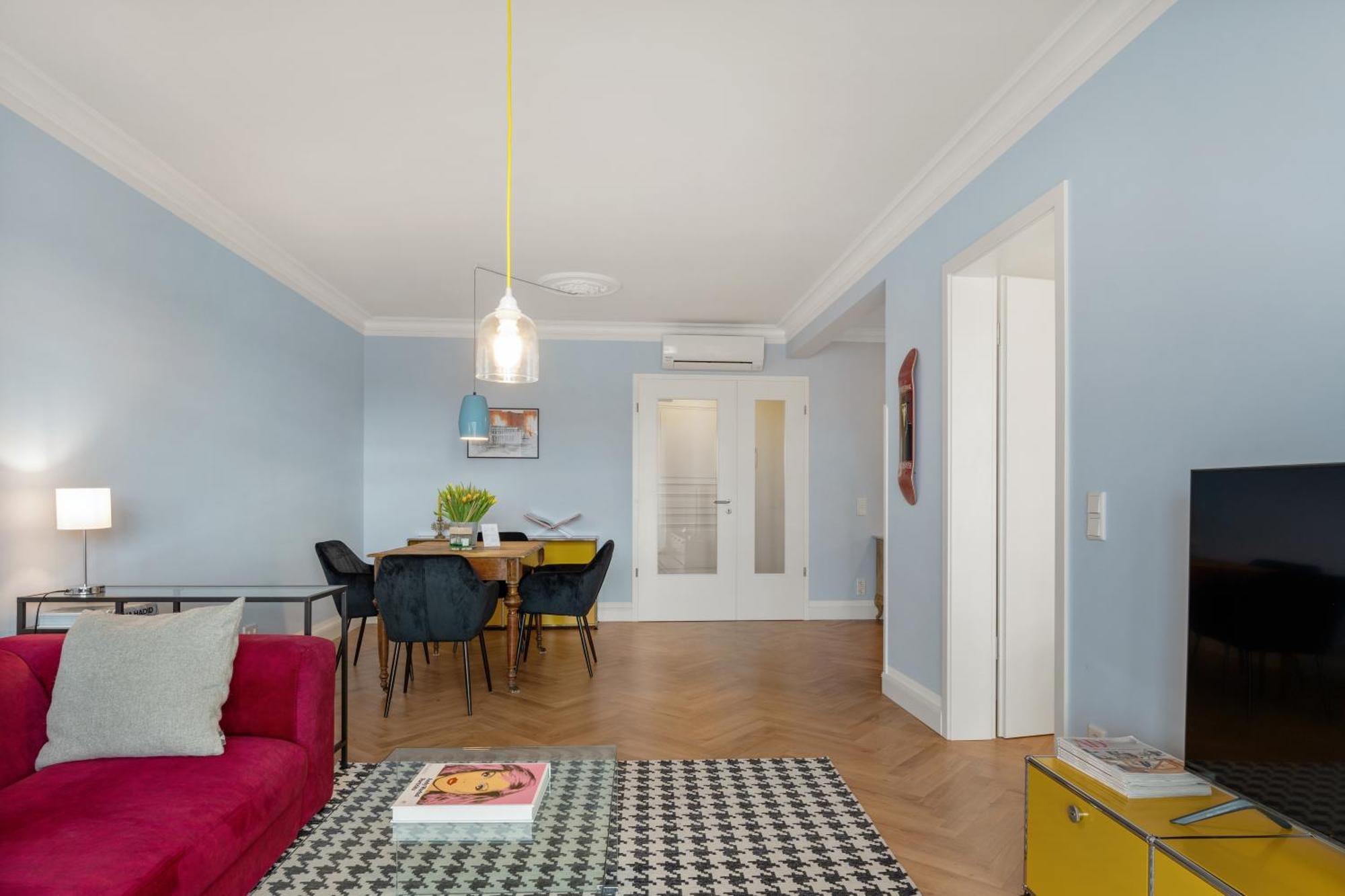 Cls Zentrale City-Wohnung In Hamburg Mit E-Laden Und Tiefgarage, Grosser Balkon, Blick Ueber Hamburg, Parkplatz, Cafe Im Haus, Bushaltestelle Direkt Gegenueber, Flex Check In Dış mekan fotoğraf